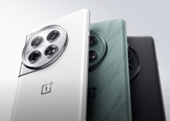 A OnePlus só oferecerá o OnePlus 12 na cor Glacier White com sua configuração de memória de nível básico. (Fonte da imagem: OnePlus)