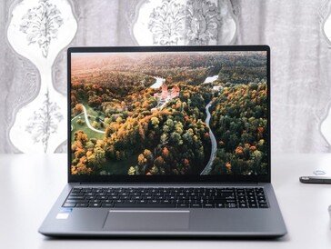 O laptop Haier Y16 usa uma tela LCD IPS (Fonte da imagem: Haier)