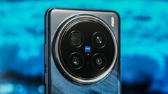 A nova câmera Zeiss impressionou os primeiros avaliadores internacionais de smartphones, alguns dos quais viajaram para a China com um Galaxy S24 Ultra ou iPhone 16 Pro. (Fonte: Vivo)