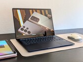 Análise do laptop HP EliteBook Ultra G1q 14: Grandes expectativas para o Windows em ARM