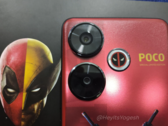 O Xiaomi POCO x Deadpool x Wolverine Special Limited Edition parece ter um acabamento vermelho metálico. (Fonte: Yogesh Brar no X/Twitter)