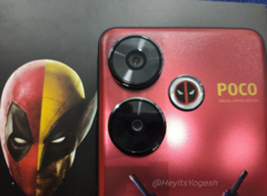 O Xiaomi POCO x Deadpool x Wolverine Special Limited Edition parece ter um acabamento vermelho metálico. (Fonte: Yogesh Brar no X/Twitter)