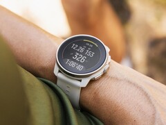 A Suunto está atualizando os relógios Race S (acima), Race, Vertical e 9 Peak Pro. (Fonte da imagem: Suunto)