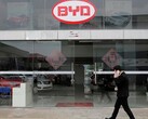 A BYD ultrapassou a Tesla em 2022 como a principal fabricante global de EV. (Fonte da imagem: Reuters)