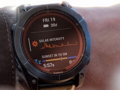 A elegibilidade para ECG ainda não está disponível globalmente em todos os smartwatches compatíveis. (Fonte da imagem: Garmin)