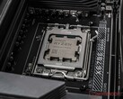 Pelo menos uma CPU AMD Zen 5 X3D poderá ser lançada nas próximas semanas (fonte da imagem: Notebookcheck)