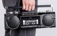 A Sanwa Supply lança um boombox multifuncional Bluetooth que pode copiar fitas cassete para arquivos MP3. (Fonte da imagem: Sanwa Supply)