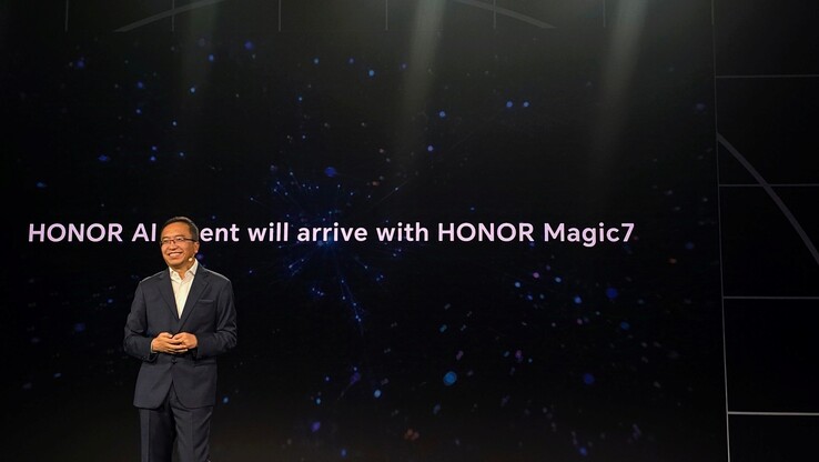 Honor O CEO George Zhao apresenta o mais recente agente de IA da marca. (Fonte: Digital Chat Station via Weibo)