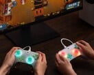 O 8bitdo Ultimate Mini Wired Controller é adequado para mãos menores. (Fonte da imagem: 8bitdo)