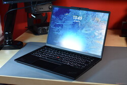 Análise do Lenovo ThinkPad T14s Gen 5, dispositivo de teste fornecido pela