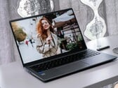 O laptop Haier Y16 possui um painel FHD de 16 polegadas (Fonte da imagem: Haier) 