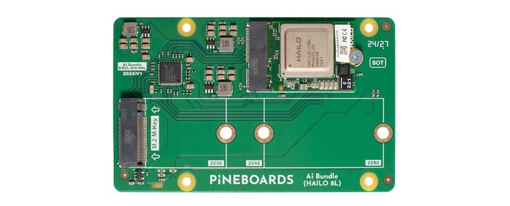 O chip Hailo 8L instalado pode ser substituído. (Fonte da imagem: Pineboards)