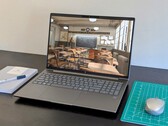 Análise da HP ZBook Power 16 G11 A: Estação de trabalho poderosa com AMD Zen 4