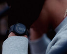 O Forerunner 945 é um dos três smartwatches Forerunner mais antigos na fila para uma nova atualização. (Fonte da imagem: Garmin)