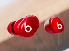 Os Beats Solo Buds são oferecidos em quatro cores, incluindo o vermelho. (Imagem: Apple)