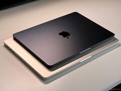 O MacBook Air voltará nas versões de 13 e 15 polegadas. (Fonte da imagem: Notebookcheck)