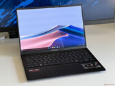 Análise do Asus Zenbook 14 OLED - A variante AMD do Zenbook recebeu a tela OLED de 1080p mais fraca