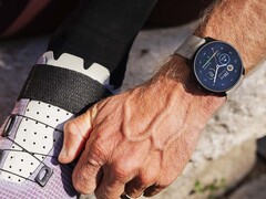 Uma nova versão em titânio do Suunto Race S original (acima) será lançada em breve. (Fonte da imagem: Suunto)