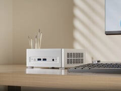 A Minisforum oferece o UM870 Slim em duas configurações no lançamento. (Fonte da imagem: Minisforum)