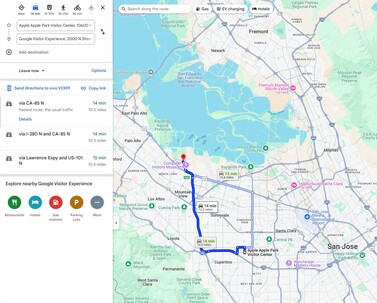 Os 16 km entre Apple e o Google podem ser percorridos de carro em pouco tempo.