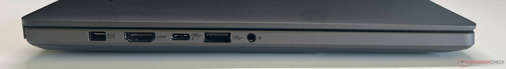 Esquerda: fonte de alimentação, HDMI 2.1 FRL, USB-C 4.0 (40 GBit/s, DisplayPort ALT Mode 2.1, Power Delivery 3.0), USB-A 3.2 Gen 2 (10 GBit/s), áudio de 3,5 mm