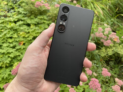 O Xperia 1 VII é um dos melhores smartphones disponíveis atualmente (Fonte da imagem: Manuel Masiero / Notebookcheck)