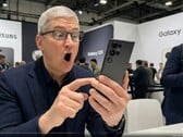 O deepfake viral mostra Tim Cook como um fã do Samsung Galaxy S25 Ultra. (Fonte da imagem: X, Noah Cat, @Cartidise, captura de tela).