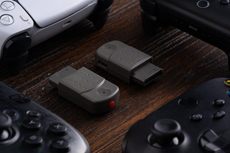 o novo Retro Receiver da 8BitDo também funcionará com máquinas Windows modernas. (Fonte da imagem: 8BitDo)